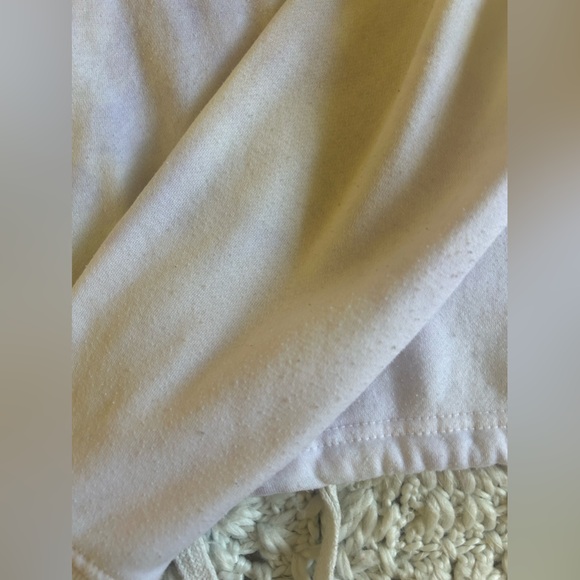 cute quarter zip summer shirt ! ๐ฉต๐ - Picture 5 of 11